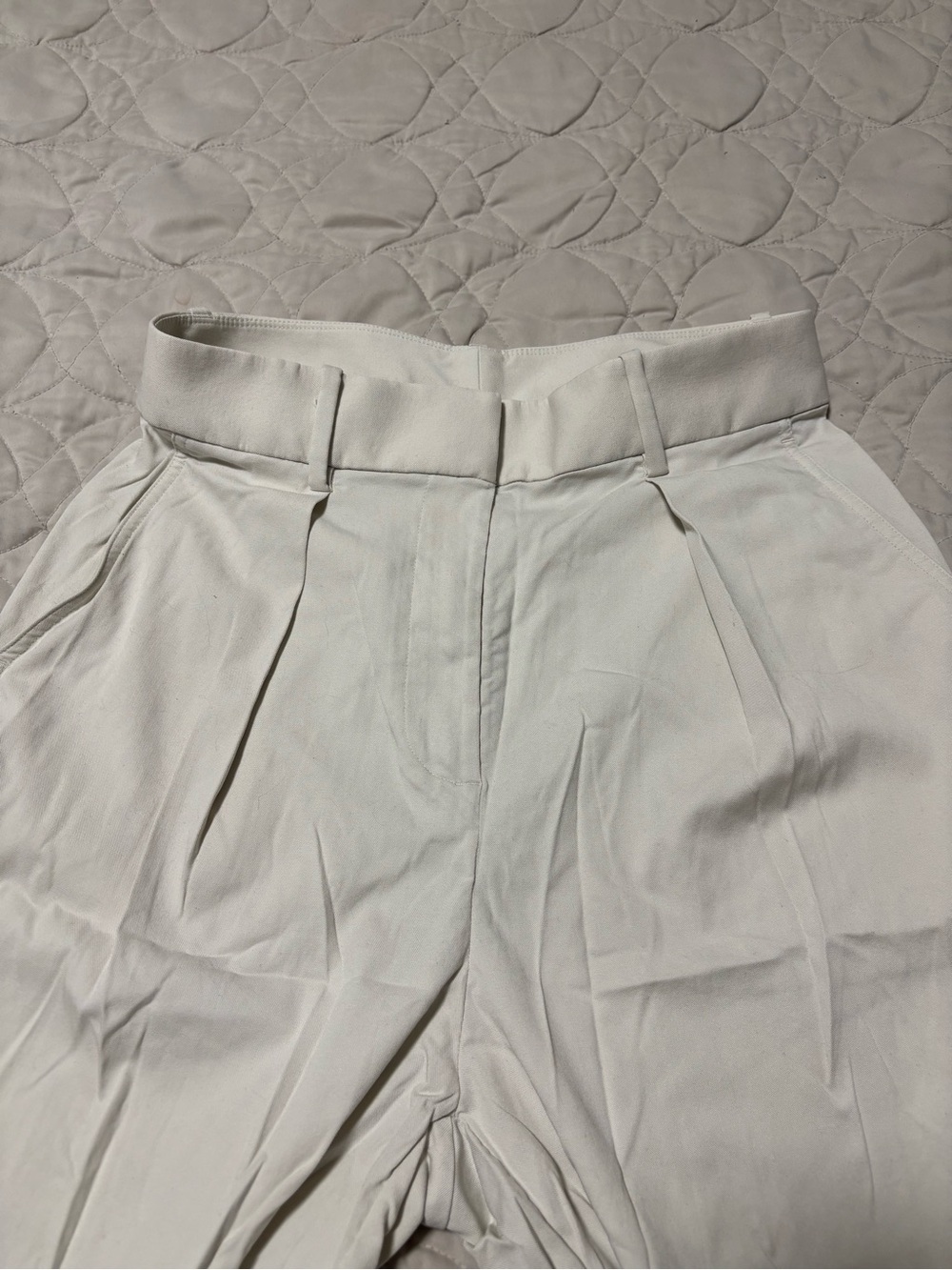 lululemon athletica Cream High-Waist Pleated Pants